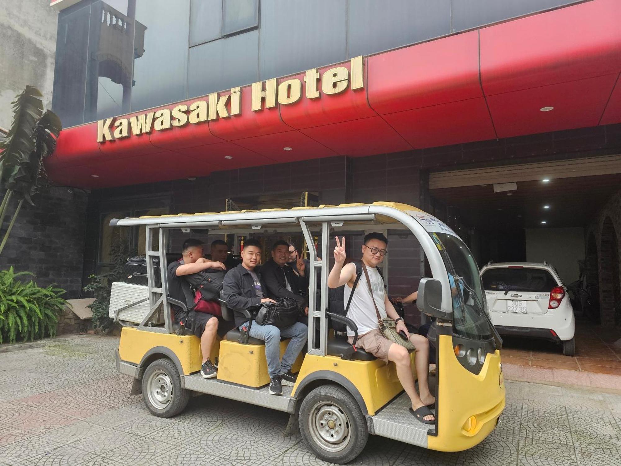 Kawasaki Noi Bai Airport Hotel Экстерьер фото
