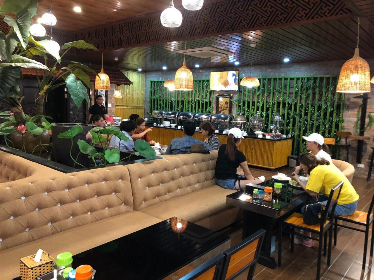 Kawasaki Noi Bai Airport Hotel Экстерьер фото
